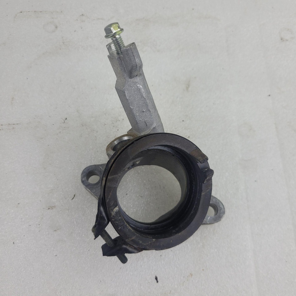[CF00895] fuel injector seat
