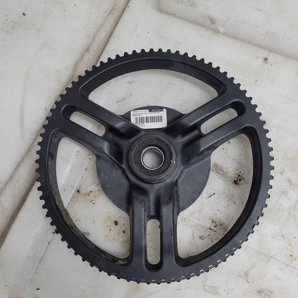 (new ref. 705503311) sprocket 79 teeth ass'y, carbon black rs-s