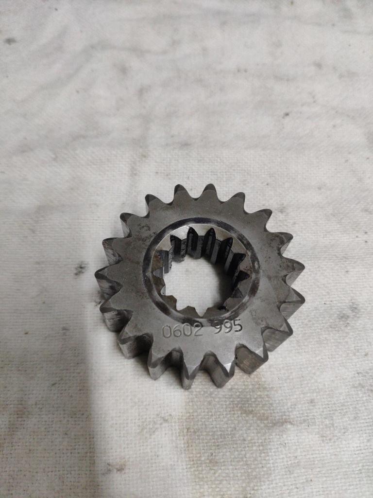 Sprocket - 18T (15 Wide) - 0602-995 ARCTIC CAT